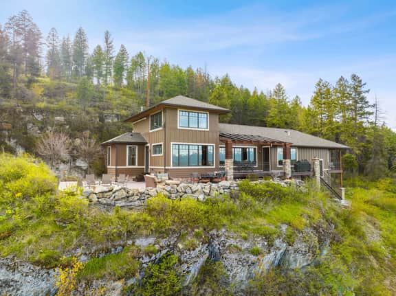 Flathead Lake Cliff Retreat